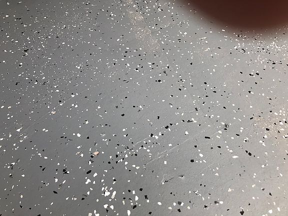 No slip garage floor