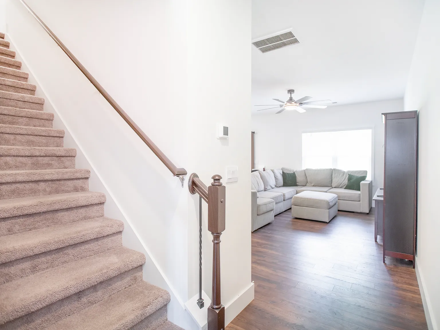 4 bed, 2.5 bath, 1554 sqft, $2,100 — Photo 4