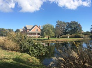 8 Crescent Point, Poquoson, VA 23662