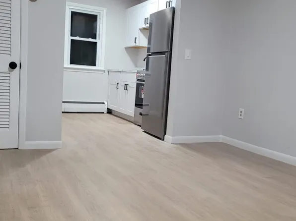 420 Crescent Ave, Highland, NY