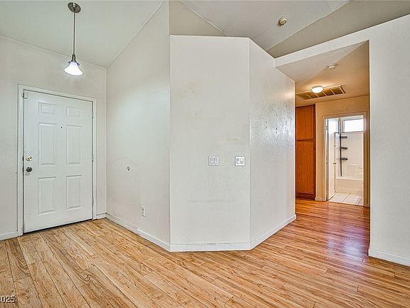 3rd image of 6230 Home Haven St