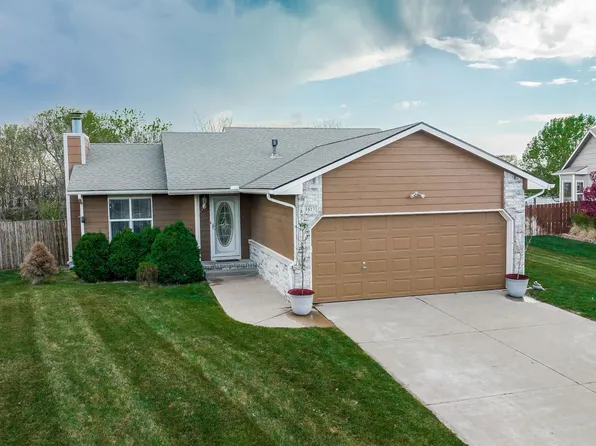 1617 E Summerwood St, Goddard, KS 67052