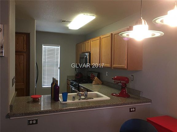 5th image of 10335 Tranquil Breeze St