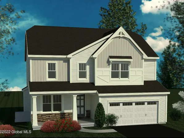 22 Greenbrier Way, Halfmoon, NY 12065