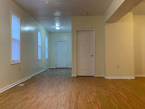 4th image of 4134 Cyril Ave