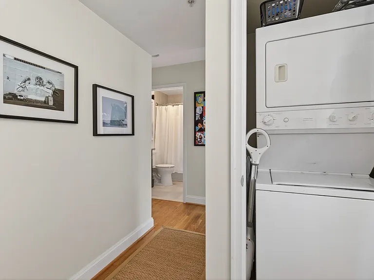 804 Taylor St NW #305 — Photo 17