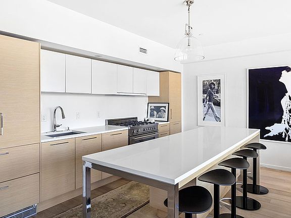 5th image of 101 W 87th St APT 1015