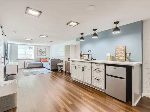 1745 Sunnyside Ter, New Brighton, MN 55112