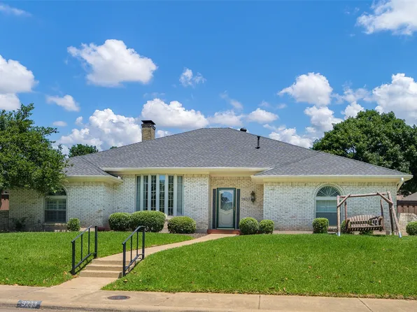 9233 Middle Glen Dr, Dallas, TX 75243