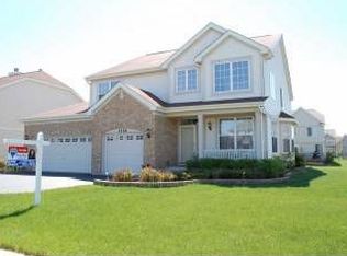 1416 White Oak Ln, West Chicago, IL 60185