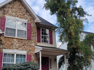 131 Riverwoods Dr, New Hope, PA 18938