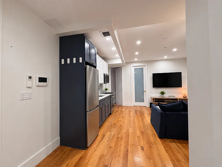 1431 Lincoln Pl #4C — Photo 5