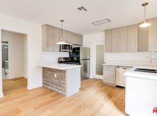 1653 Redcliff St, Los Angeles, CA 90026