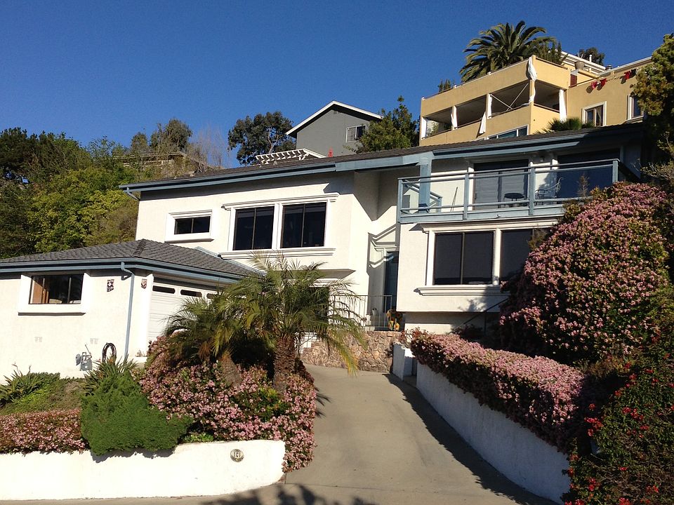 Multi level ocean view.