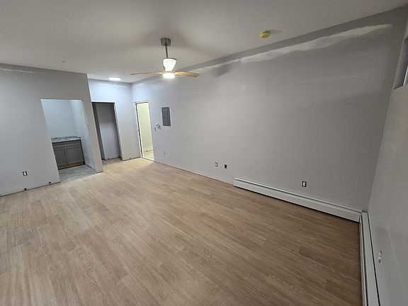 5th image of 200 State St #6