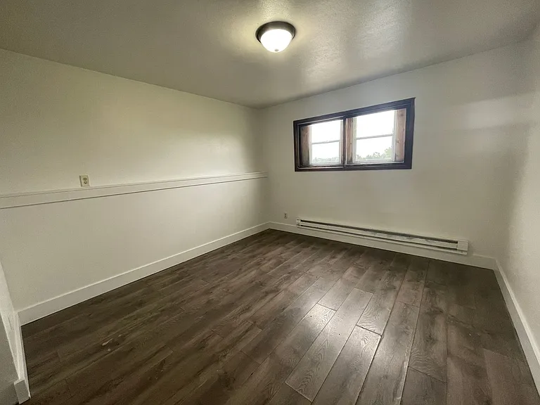 375 3rd Ave — Photo 10
