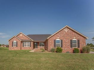 8622 Aidan Way, Troy, IL 62294