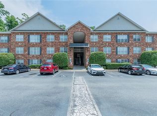 5236 Hilltop Rd UNIT 204, Jamestown, NC 27282