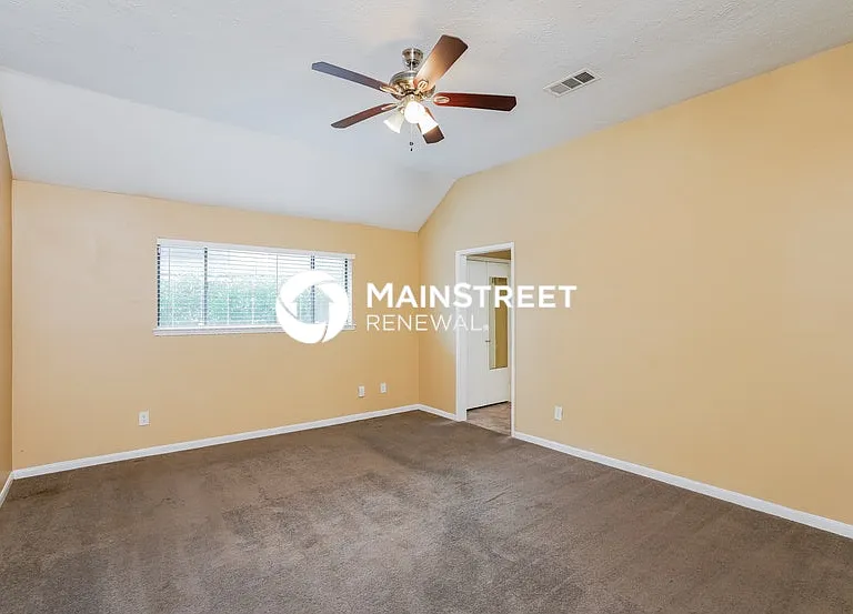 15514 Cabildo Dr — Photo 8