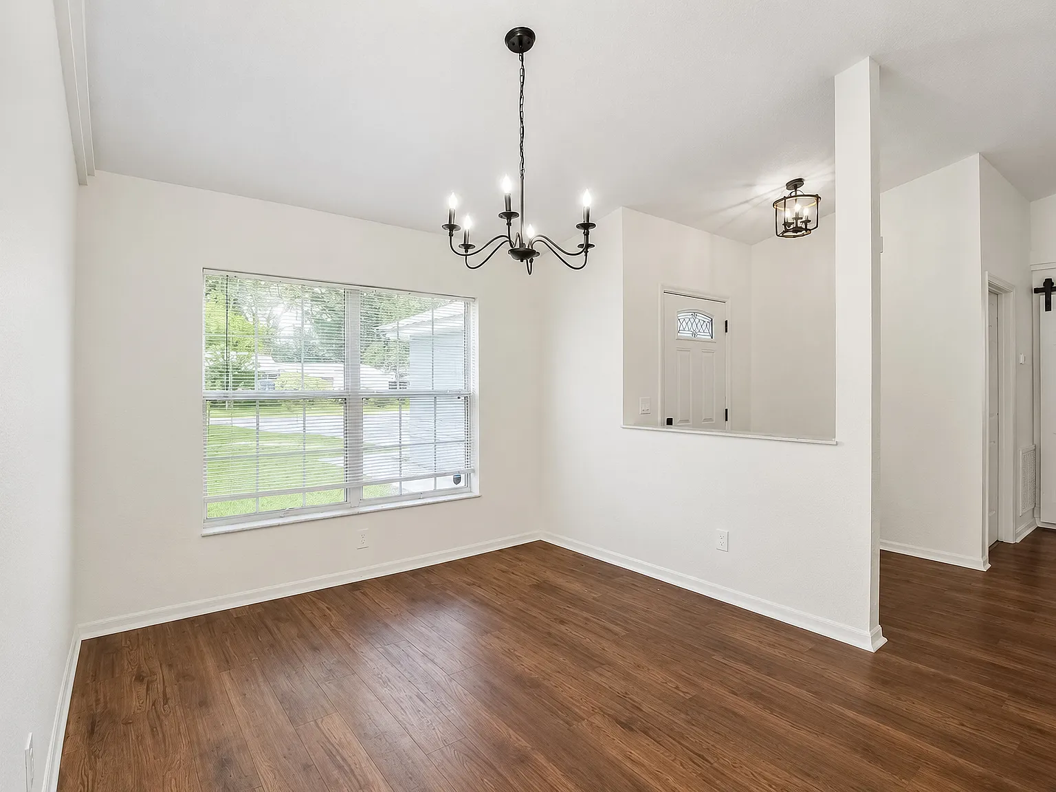 3 bed, 1435 sqft, $2,000 — Photo 3