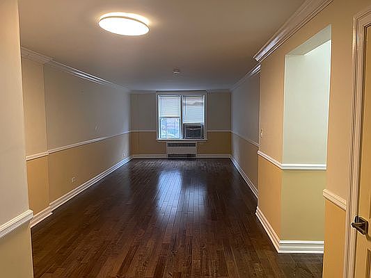 4th image of 67-30 Clyde St #2L
