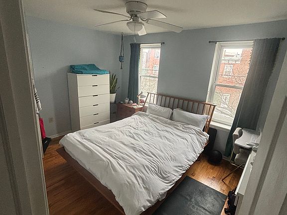 5th image of 2306 E Cumberland St