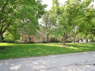 36708 N Old Woods Trl, Gurnee, IL, 60031