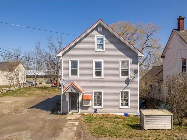 25 Pleasant St, Saint Stephen, NB E3L 1A3