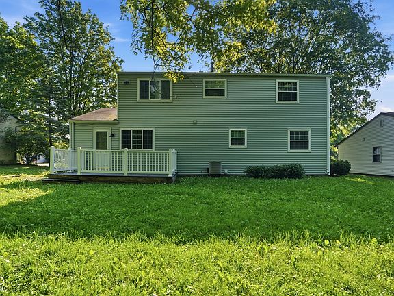 2nd image of 1322 Butternut Ln