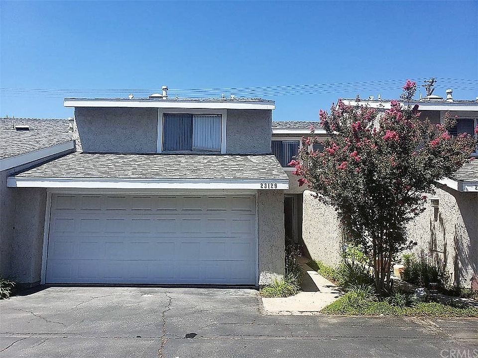 1st image of 23129 Yvette Ln