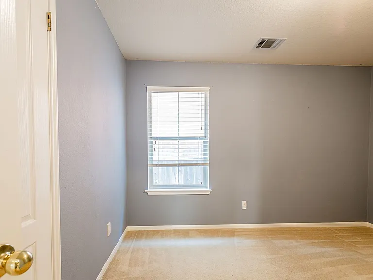 3400 Bratton Ridge Xing — Photo 13