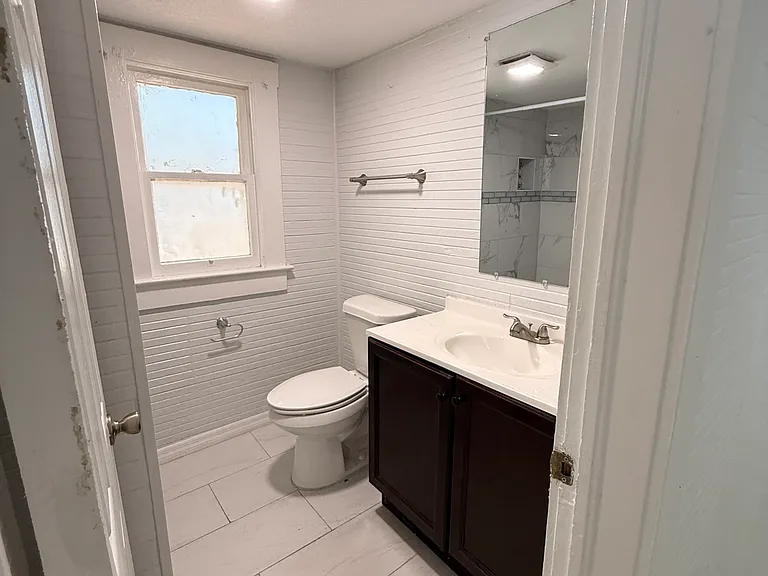 724 E Patterson St — Photo 4