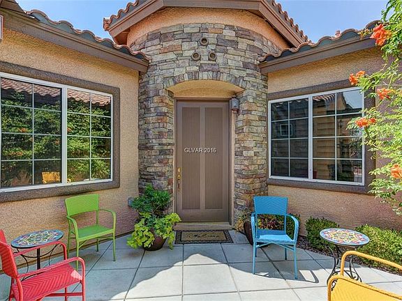 4th image of 333 Marble Falls St #0