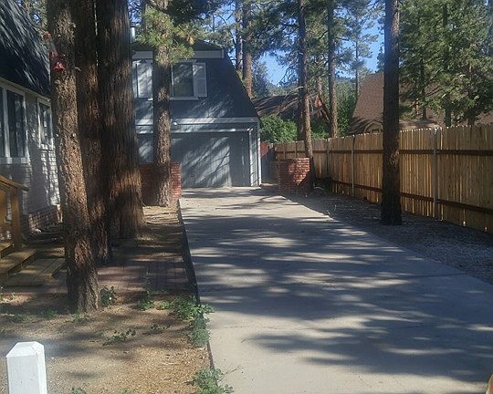 2nd image of 409 N Shore Dr