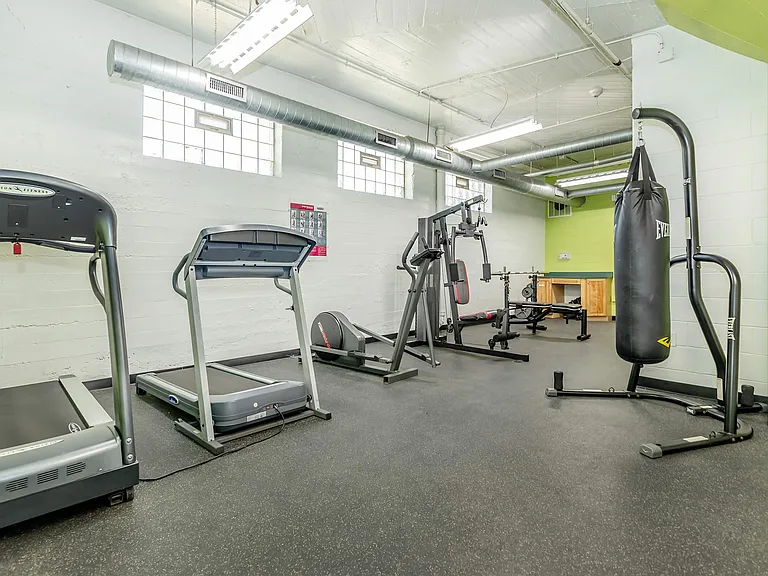 Armory Loft — Photo 10