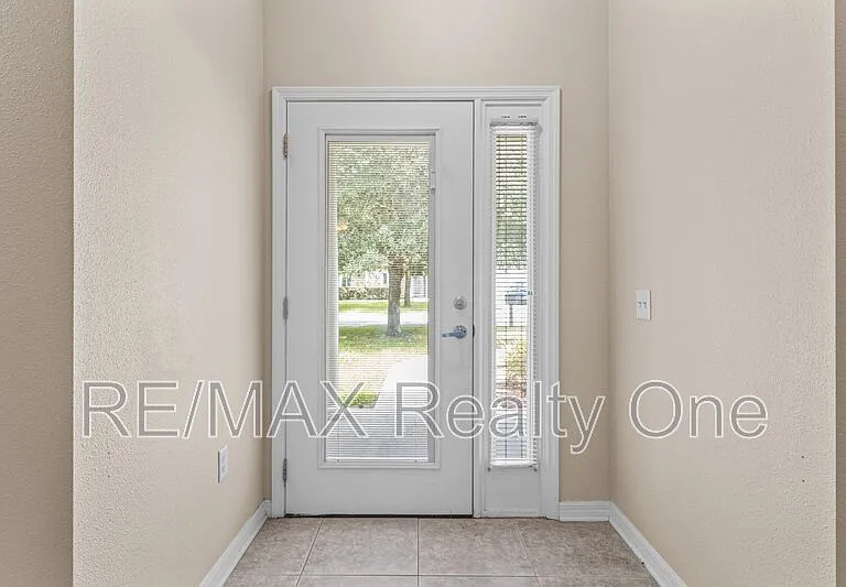 6148 N Imperial Point — Photo 4