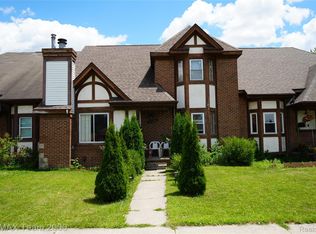 6426 Chase Rd, Dearborn, MI 48126