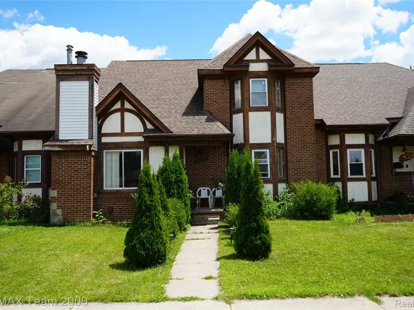 6426 Chase Rd, Dearborn, MI 48126