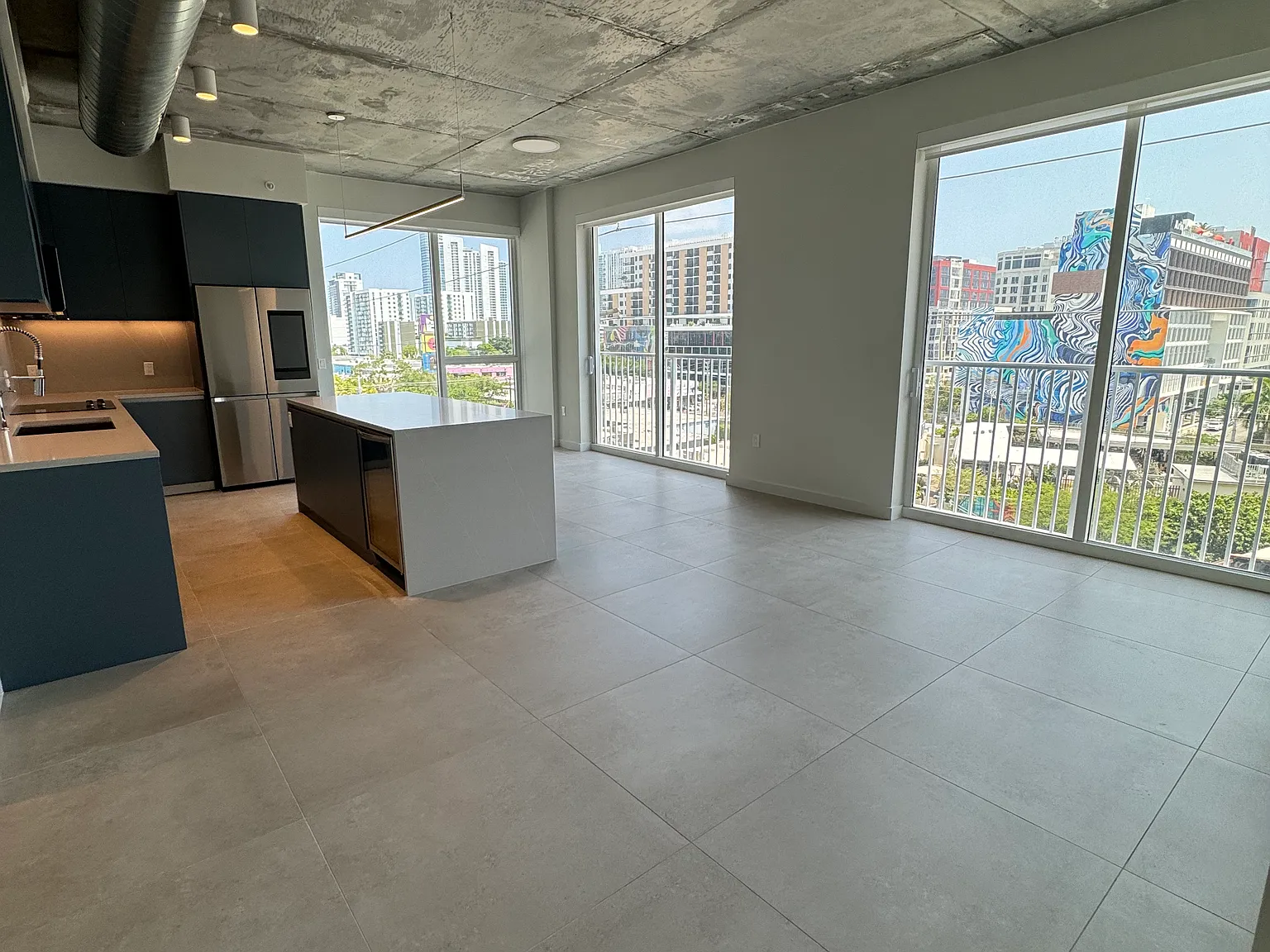 2 bed, 1070 sqft, $3,600 — Photo 1