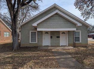 731 Cherry, Graham, TX 76450