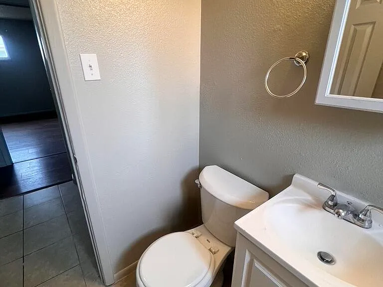 423 Dallas St SE #A — Photo 18