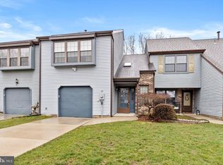 23 Charlene Ct, Robbinsville, NJ 08691