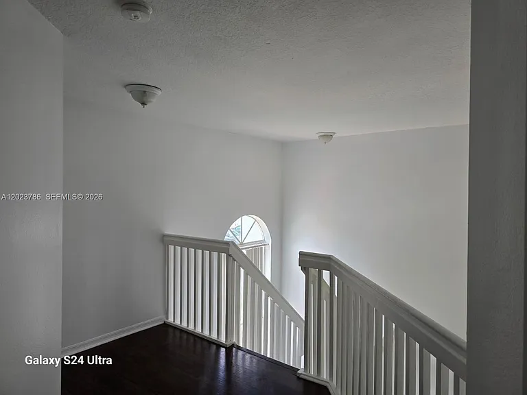 13658 SW 142nd Ter — Photo 27