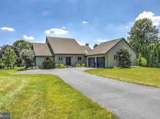 974 Buckwalter Rd, Lititz, PA 17543