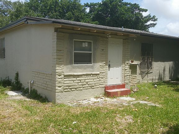 3rd image of 4430 NW 22nd Ct