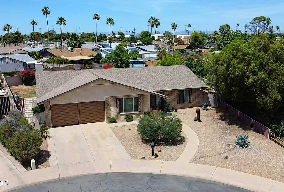1st image of 3740 W LUPINE Avenue