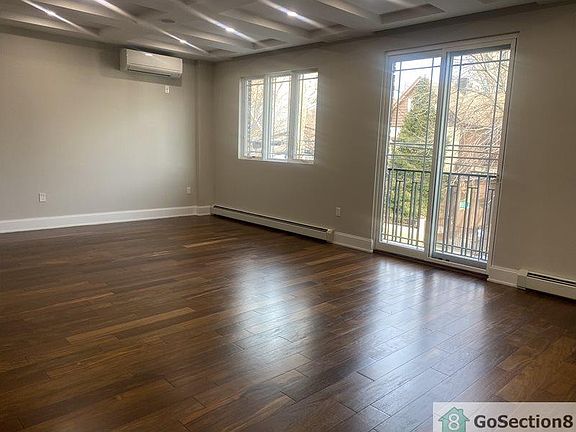 3rd image of 3409 Baker Ave #2