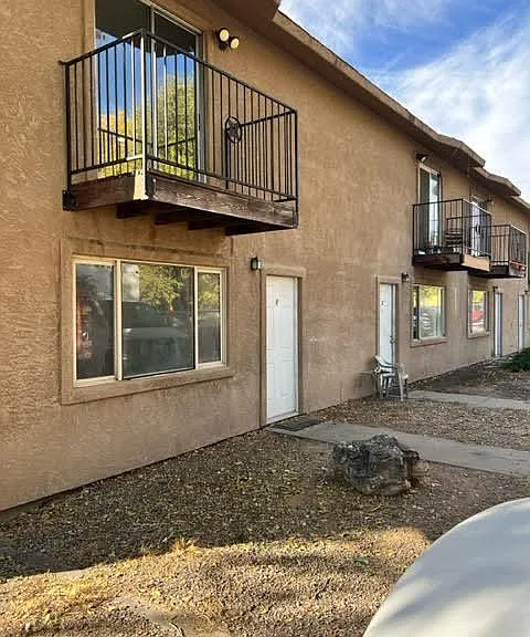 453-32 1/8 Rd — Photo 1