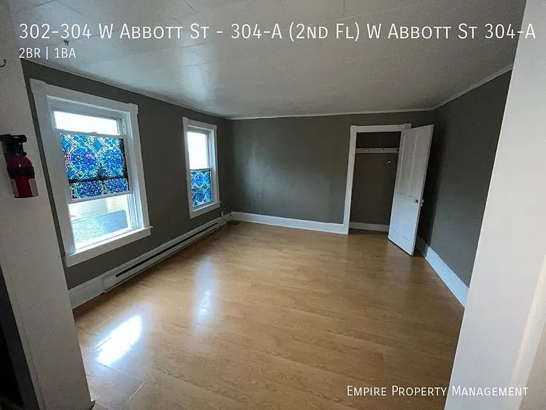 302-304 W Abbott St #304-A — Photo 2