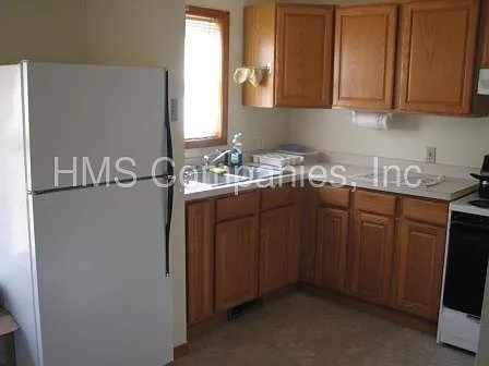 151 E Battle Creek St #1 — Photo 8